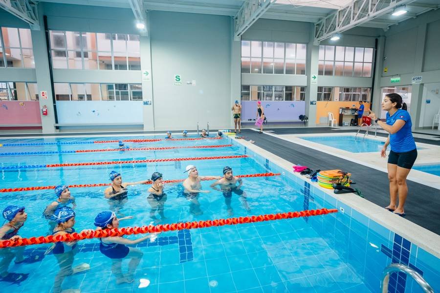 Piscina de Colegio Bartolomé Herrera